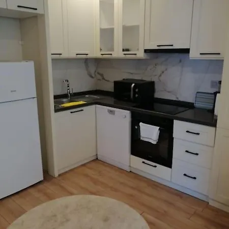 Apartment Comelivego Bahcekoey 4 *